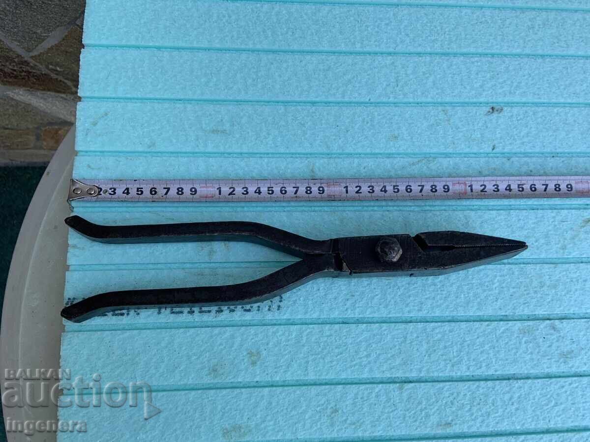 КЛЕЩИ СПЕЦИАЛИЗИРАН ГОЛЯМ КОВАН КОВАШКИ ИНСТРУМЕНТ с цена 49.00 лв. | € 25.05 КЛЕЩИ СПЕЦИАЛИЗИРАН ГОЛЯМ КОВАН КОВАШКИ ИНСТРУМЕНТ с цена 49.00 лв. | € 25.05