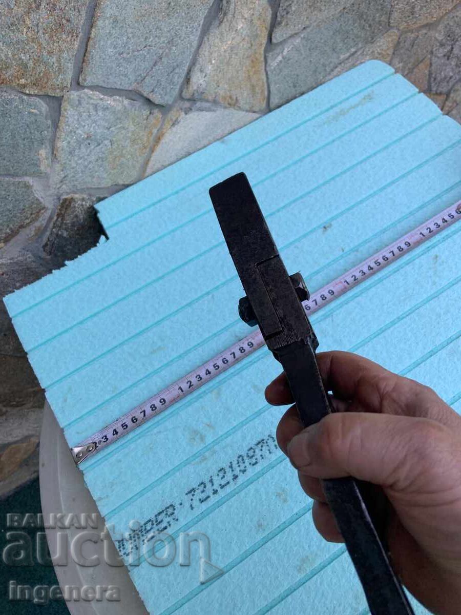 КЛЕЩИ СПЕЦИАЛИЗИРАН ГОЛЯМ КОВАН КОВАШКИ ИНСТРУМЕНТ - 5 КЛЕЩИ СПЕЦИАЛИЗИРАН ГОЛЯМ КОВАН КОВАШКИ ИНСТРУМЕНТ - 5