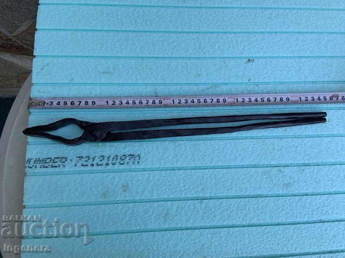 SPECIALIZED LARGE FORGED FARRIER TONGS SPECIALIZED LARGE FORGED FARRIER TONGS