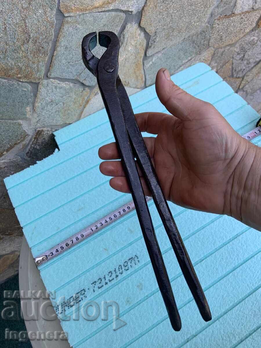 КЛЕЩИ СПЕЦИАЛИЗИРАН ГОЛЯМ КОВАН КОВАШКИ ИНСТРУМЕНТ - 5 КЛЕЩИ СПЕЦИАЛИЗИРАН ГОЛЯМ КОВАН КОВАШКИ ИНСТРУМЕНТ - 5