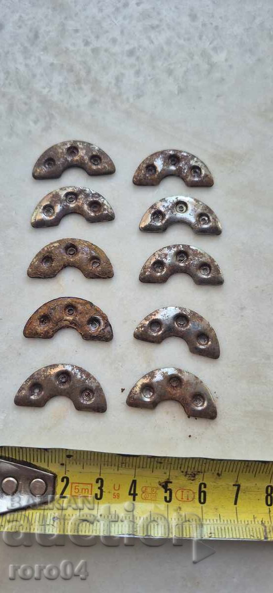 NACHETĂ PENTRU CIZME DE OFIȚER - 10 BUCĂȚI cu preț 19.99 BGN | € 10.22