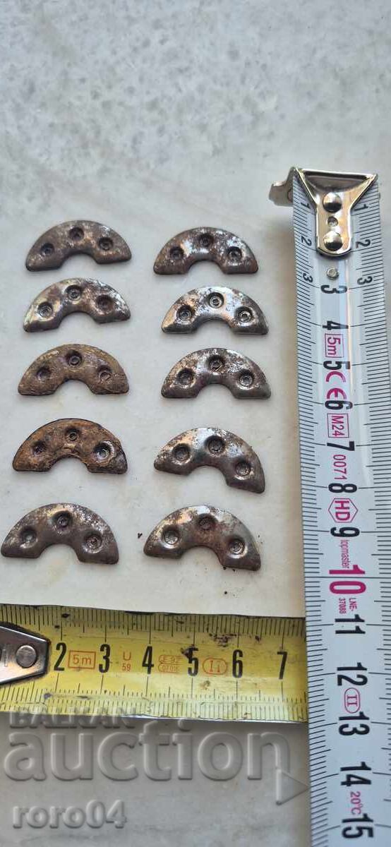 Licitație NACHETĂ PENTRU CIZME DE OFIȚER - 10 BUCĂȚI