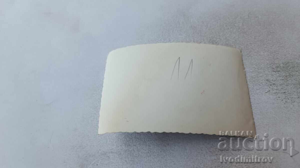 Foto Doi bărbați în costume de baie cu preț 2.15 BGN | € 1.10