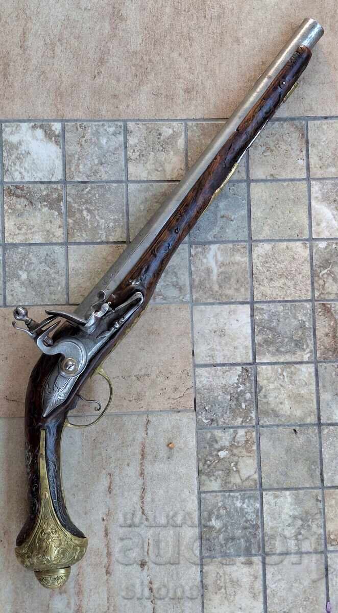 Flintlock pistol, rifle, shishane (a type of rifle), boylia (a type of rifle), flintlock rifle Flintlock pistol, rifle, shishane (a type of rifle), boylia (a type of rifle), flintlock rifle