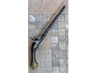 Flintlock pistol, rifle, shishane (a type of rifle), boylia (a type of rifle), flintlock rifle