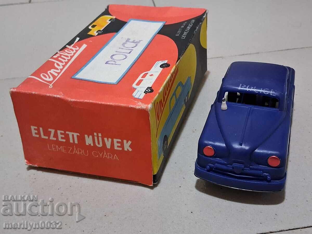 Доставка на Детска играчка кола инерционен м-м количка 1983 год Турция Доставка на Детска играчка кола инерционен м-м количка 1983 год Турция