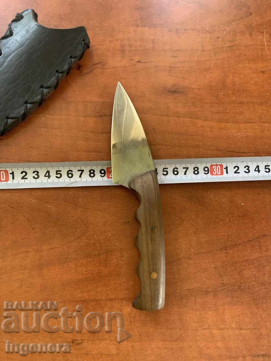 KNIFE BLADE LEATHER SHEATH WOODEN SCALES - 6 KNIFE BLADE LEATHER SHEATH WOODEN SCALES - 6