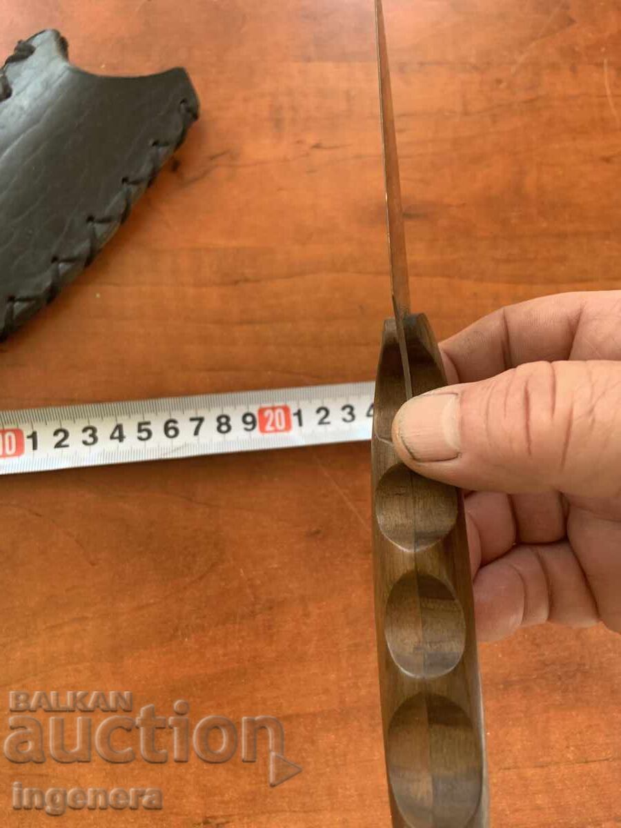 KNIFE BLADE LEATHER SHEATH WOODEN SCALES - 7 KNIFE BLADE LEATHER SHEATH WOODEN SCALES - 7