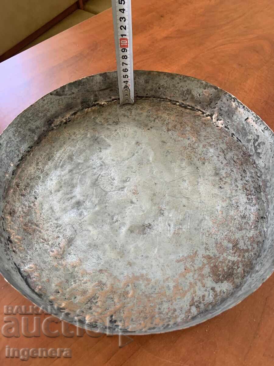 Δημοπρασία ΤΑΨΙ ΜΕΓΑΛΟ ΧΑΛΚΙΝΟ ΑΡΧΑΙΟ ΑΠΟ ΒΑΣΙΛΙΚΗ ΕΠΟΧΗ - 775 γρ