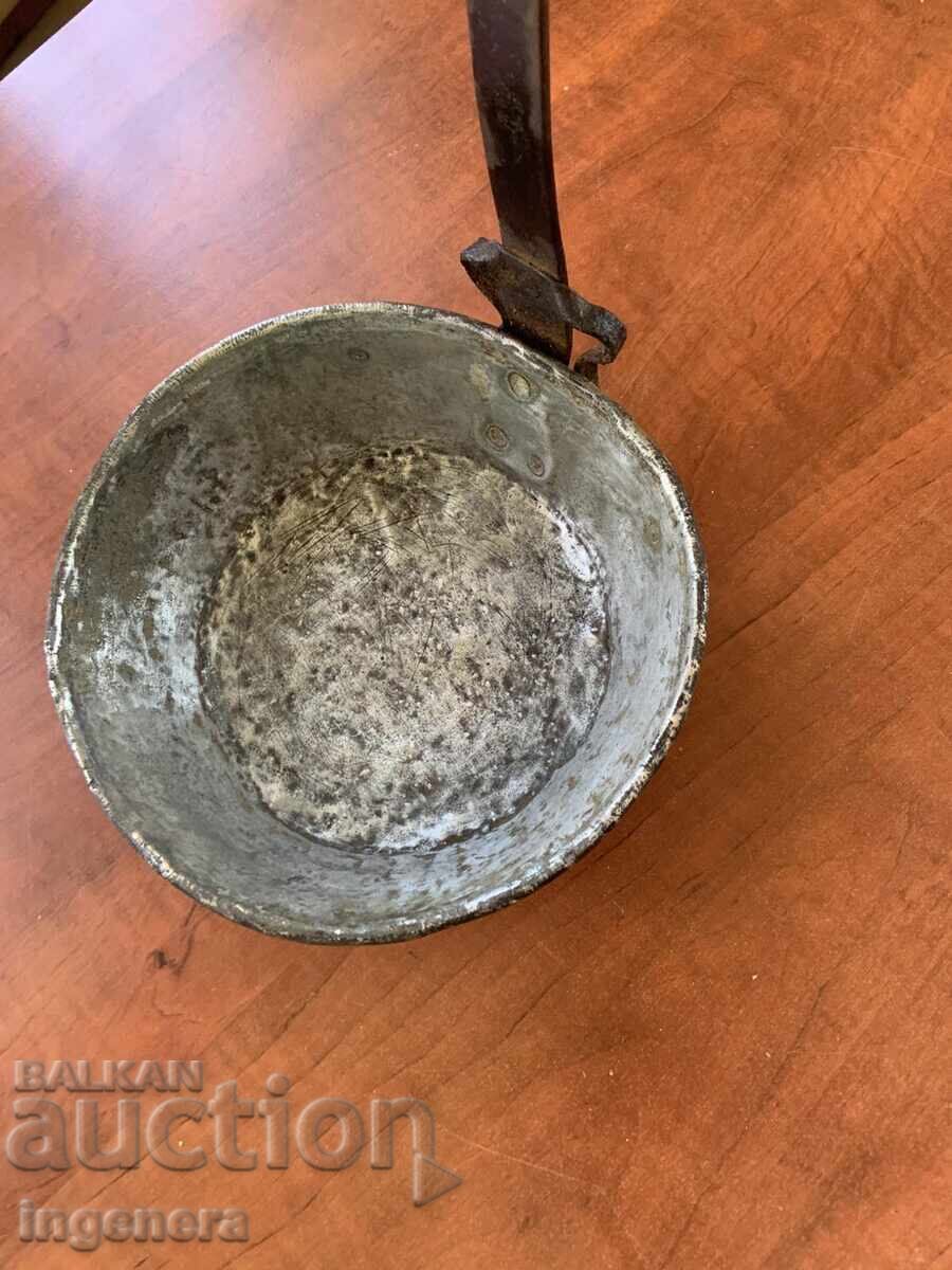 COPPER PAN OLD VESSEL FROM TSARIST TIMES - 700 GR with price 49.00 BGN | € 25.05 COPPER PAN OLD VESSEL FROM TSARIST TIMES - 700 GR with price 49.00 BGN | € 25.05