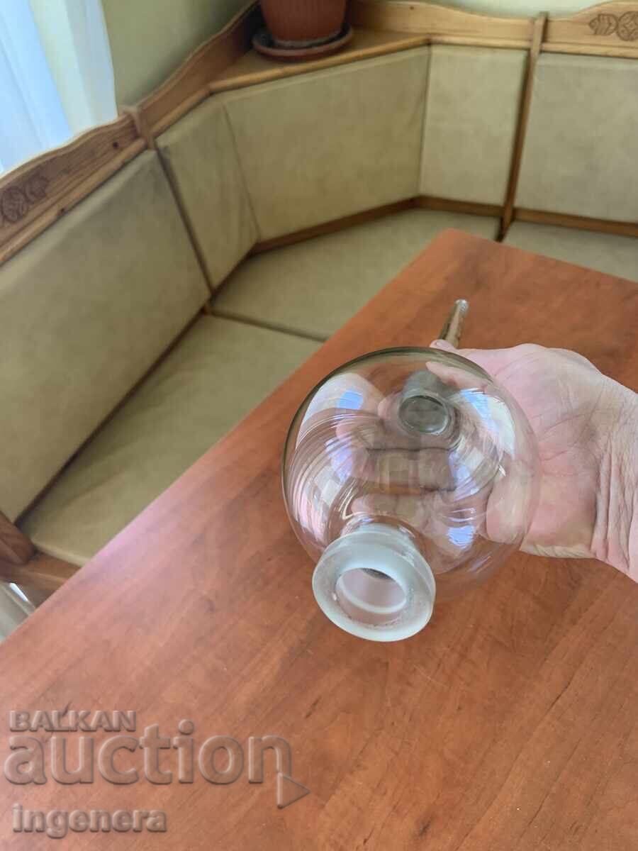Auction  Glassware Glass Flask Balloon Laboratory