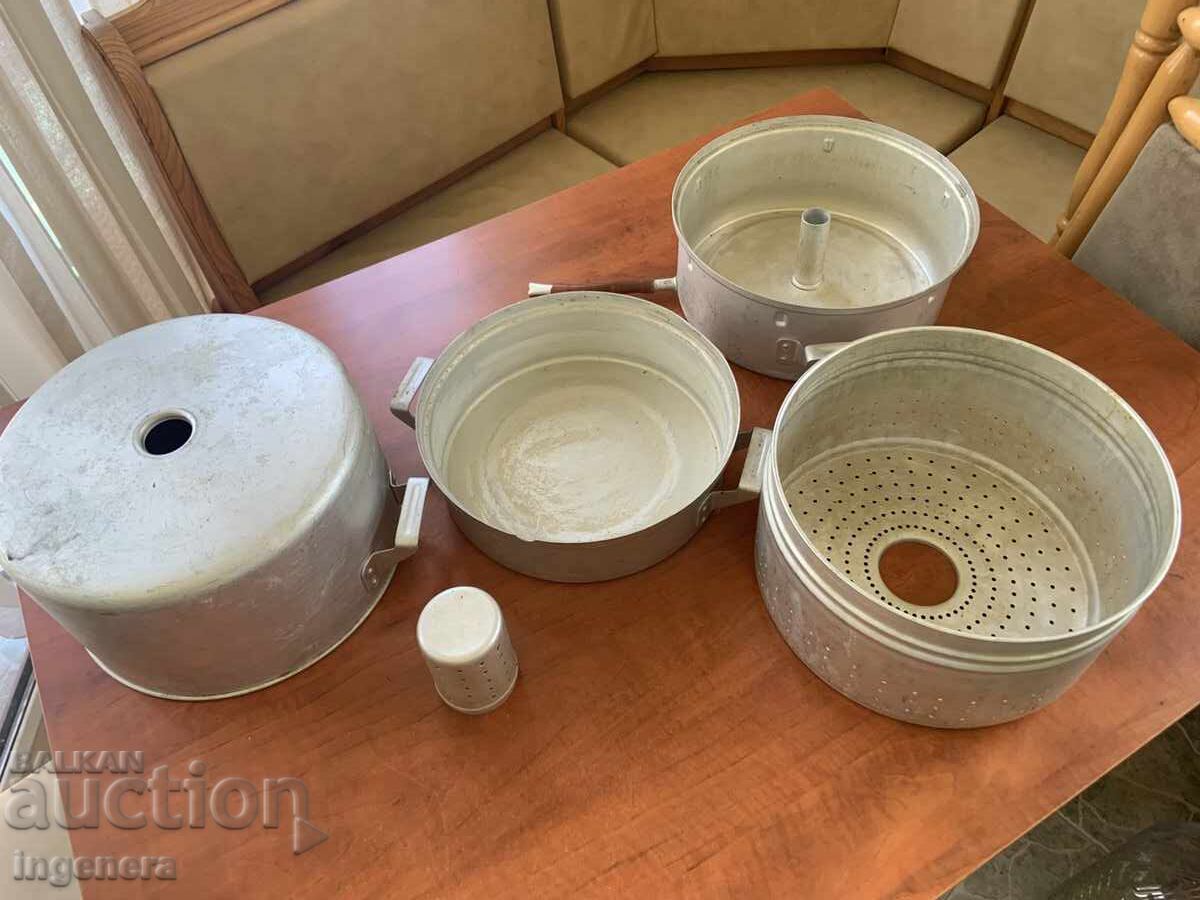 Soviet-era Juice Extractor with price 29.00 BGN | € 14.83