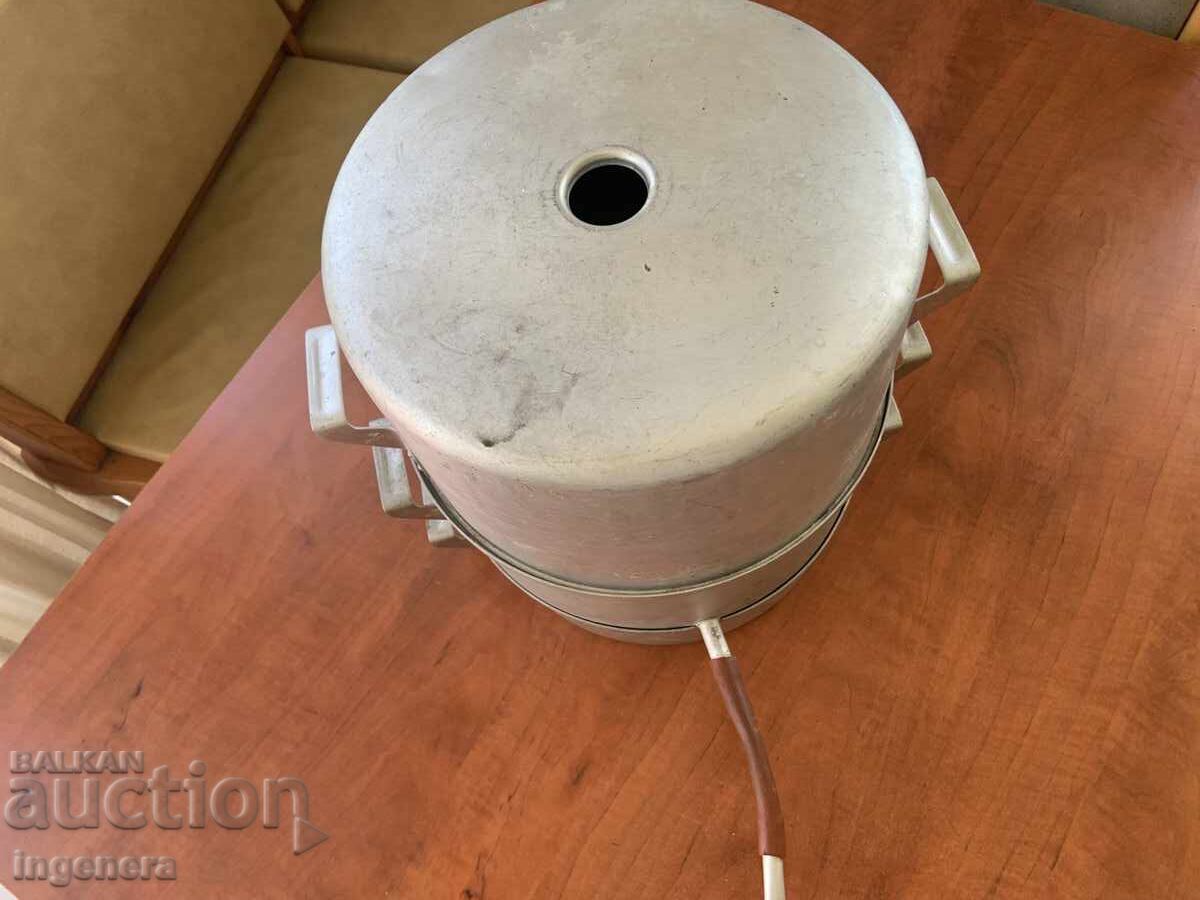 Soviet-era Juice Extractor - 6