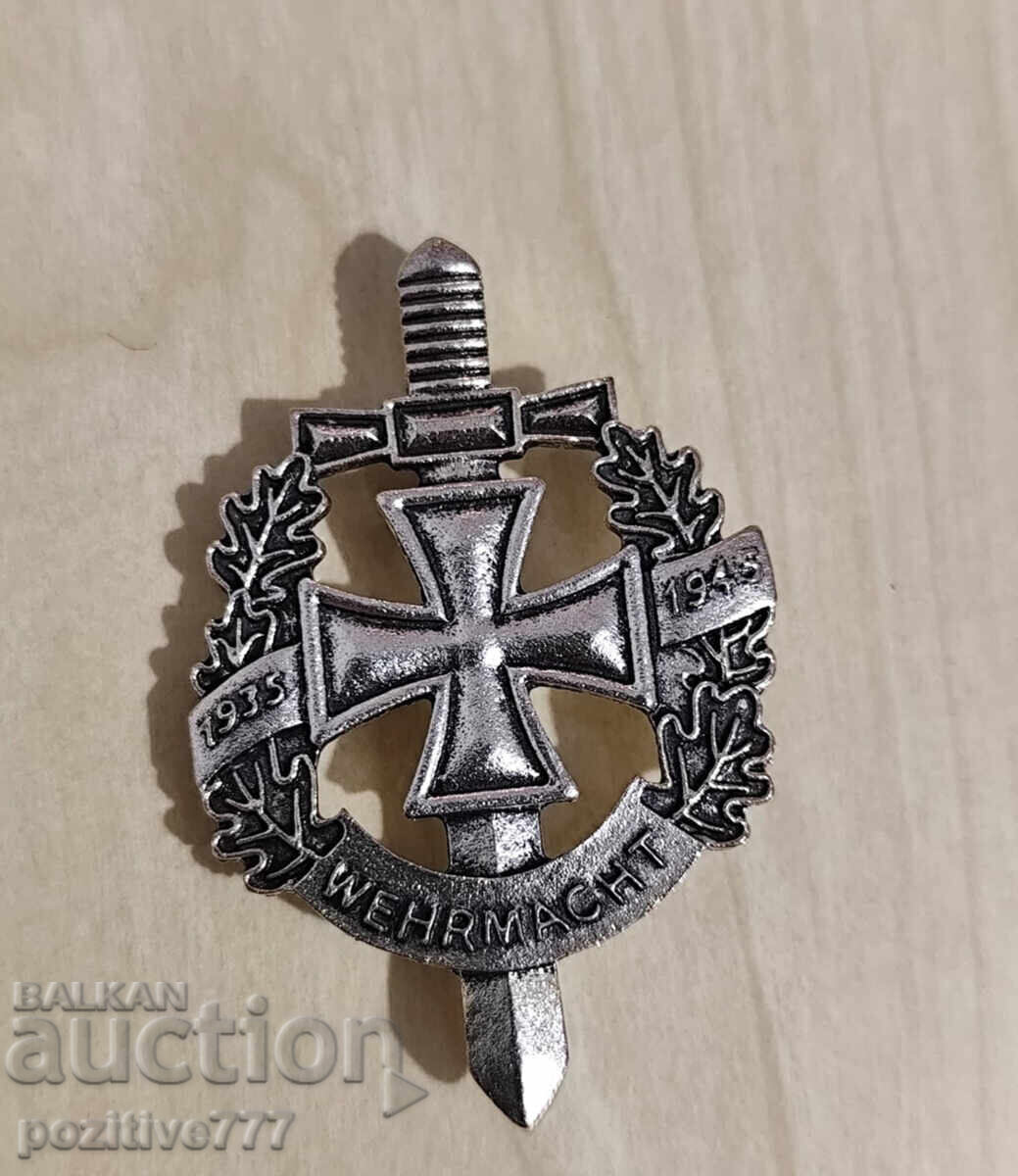 Auction Antique Old Wehrmacht Military Badge 3 Reich Auction Antique Old Wehrmacht Military Badge 3 Reich