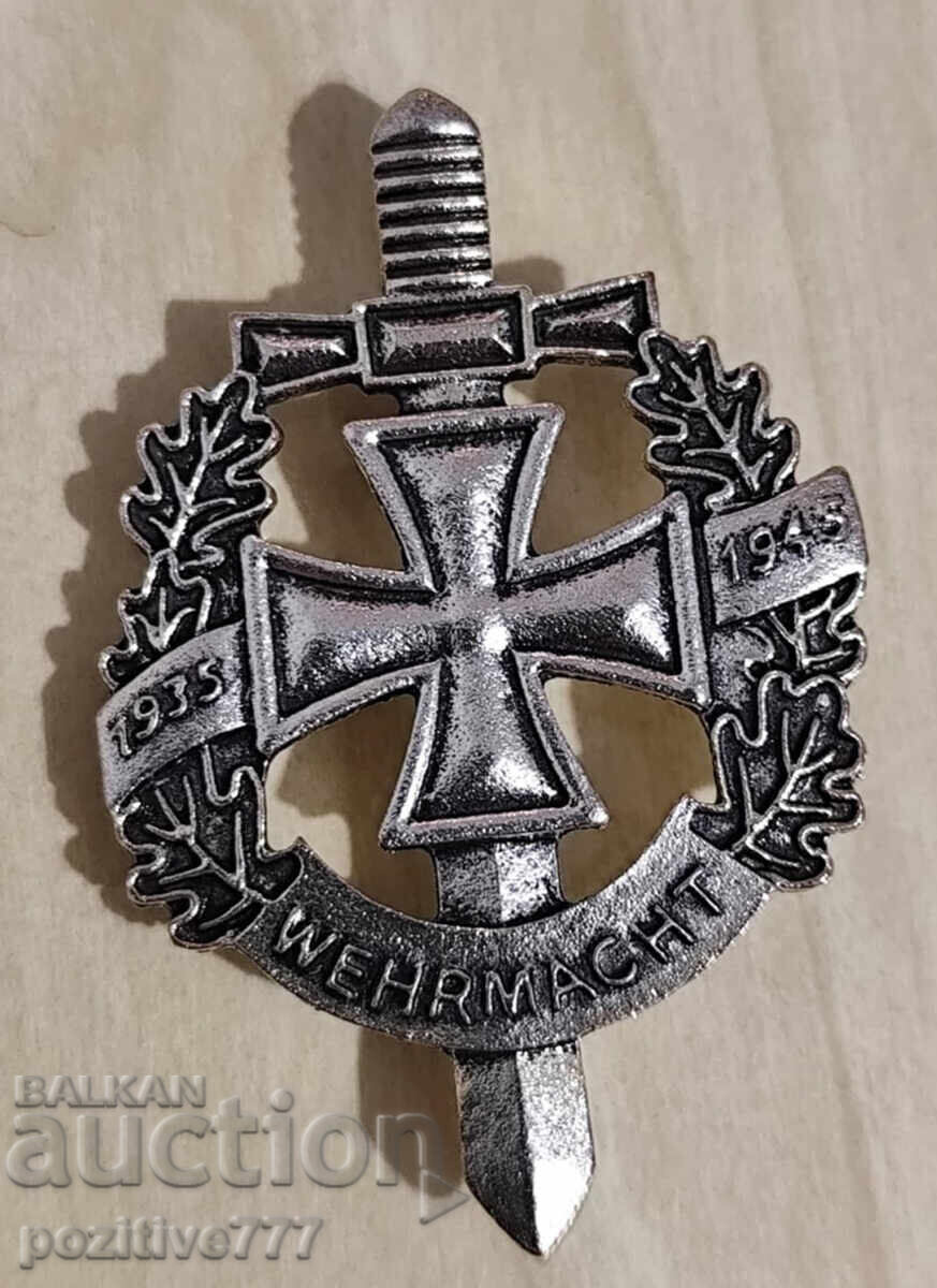 Delivery of Antique Old Wehrmacht Military Badge 3 Reich Delivery of Antique Old Wehrmacht Military Badge 3 Reich