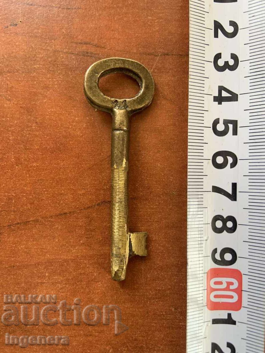 ANTIQUE KEY FROM GRANDMOTHER AND GRANDFATHER'S CHESTS CUT PADLOCK
