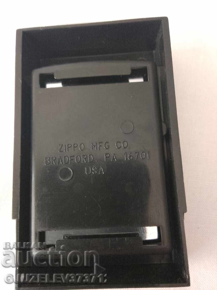 Аукцион Колекционерска Оригинална запалка Zippo USA ,сменено камаче
