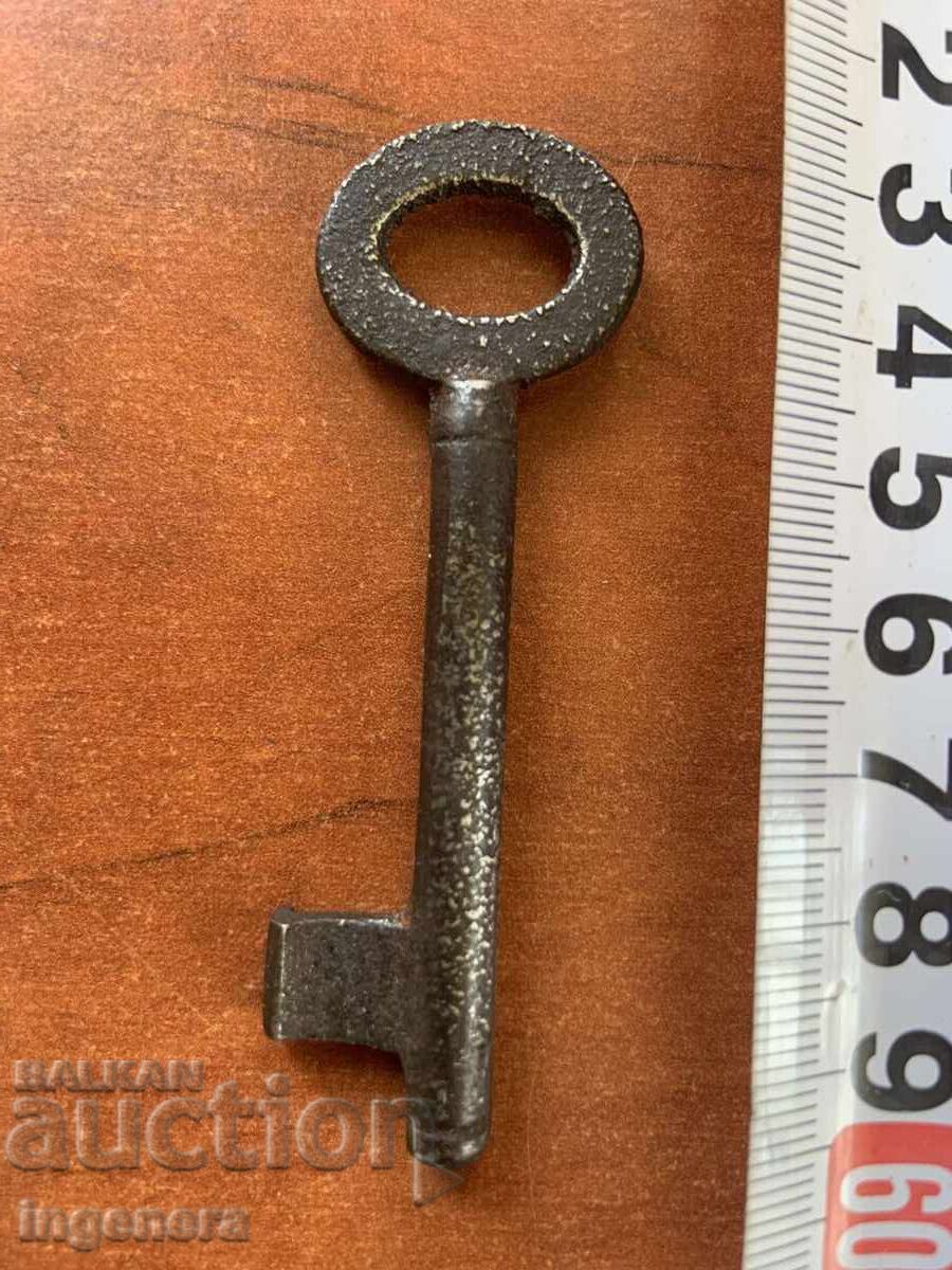 ANTIQUE KEY FROM GRANDMOTHER AND GRANDFATHER'S CHESTS CUT PADLOCK ANTIQUE KEY FROM GRANDMOTHER AND GRANDFATHER'S CHESTS CUT PADLOCK
