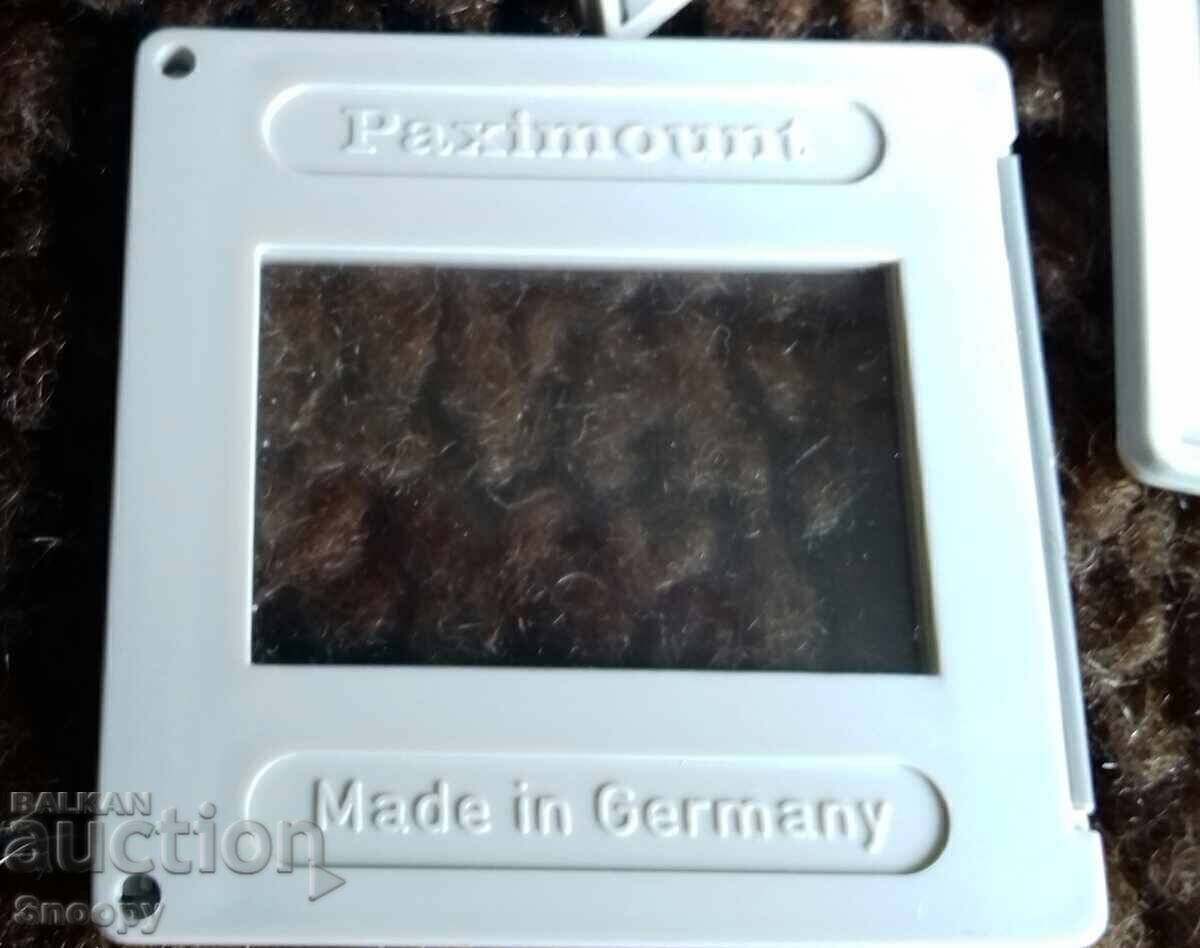 Delivery of Braun Paximat 5x5 cm Slide Mounts - 50 pieces