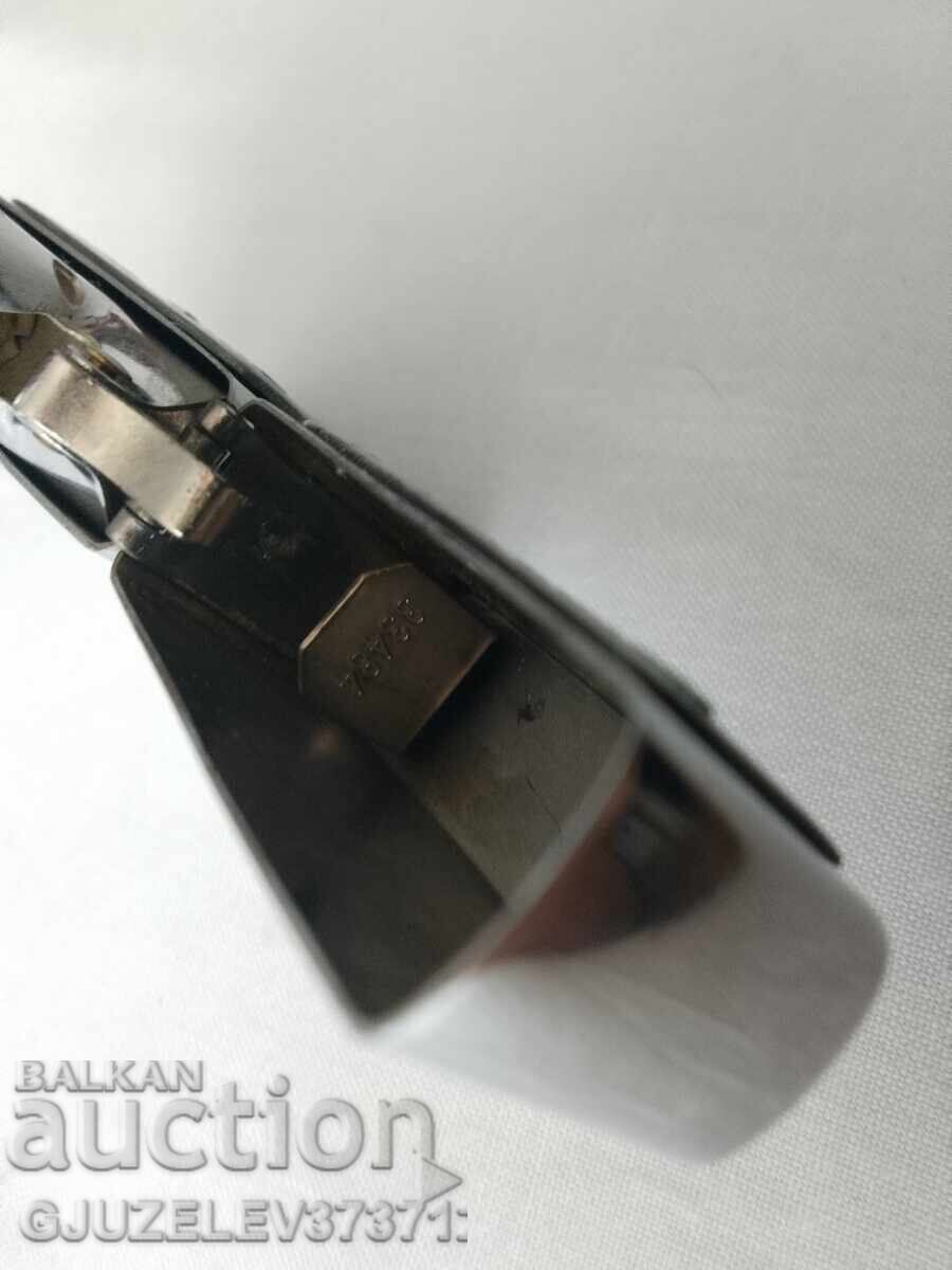 Auction  Collector's Original Zippo USA Lighter