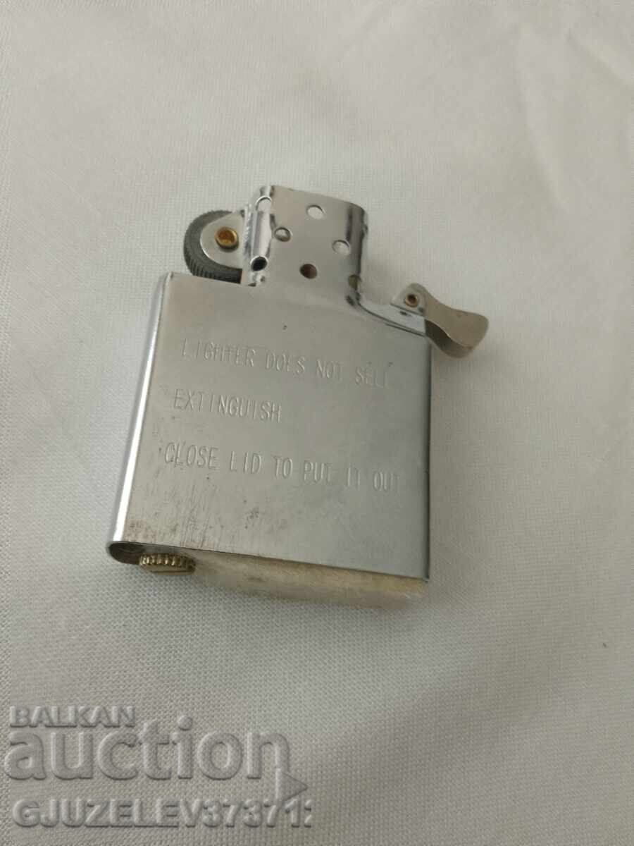 Collector's Original Zippo USA Lighter - 7