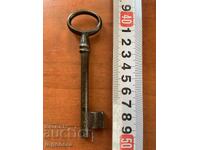 ANTIQUE KEY FROM GRANDMOTHER AND GRANDFATHER'S CHESTS CUT PADLOCK