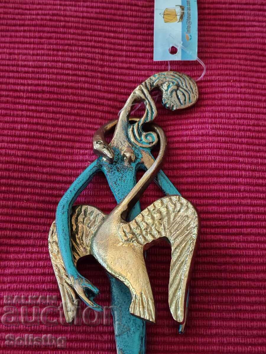 Livrarea Statuetă Leda cu lebădă, regină greacă a orașului antic grecesc