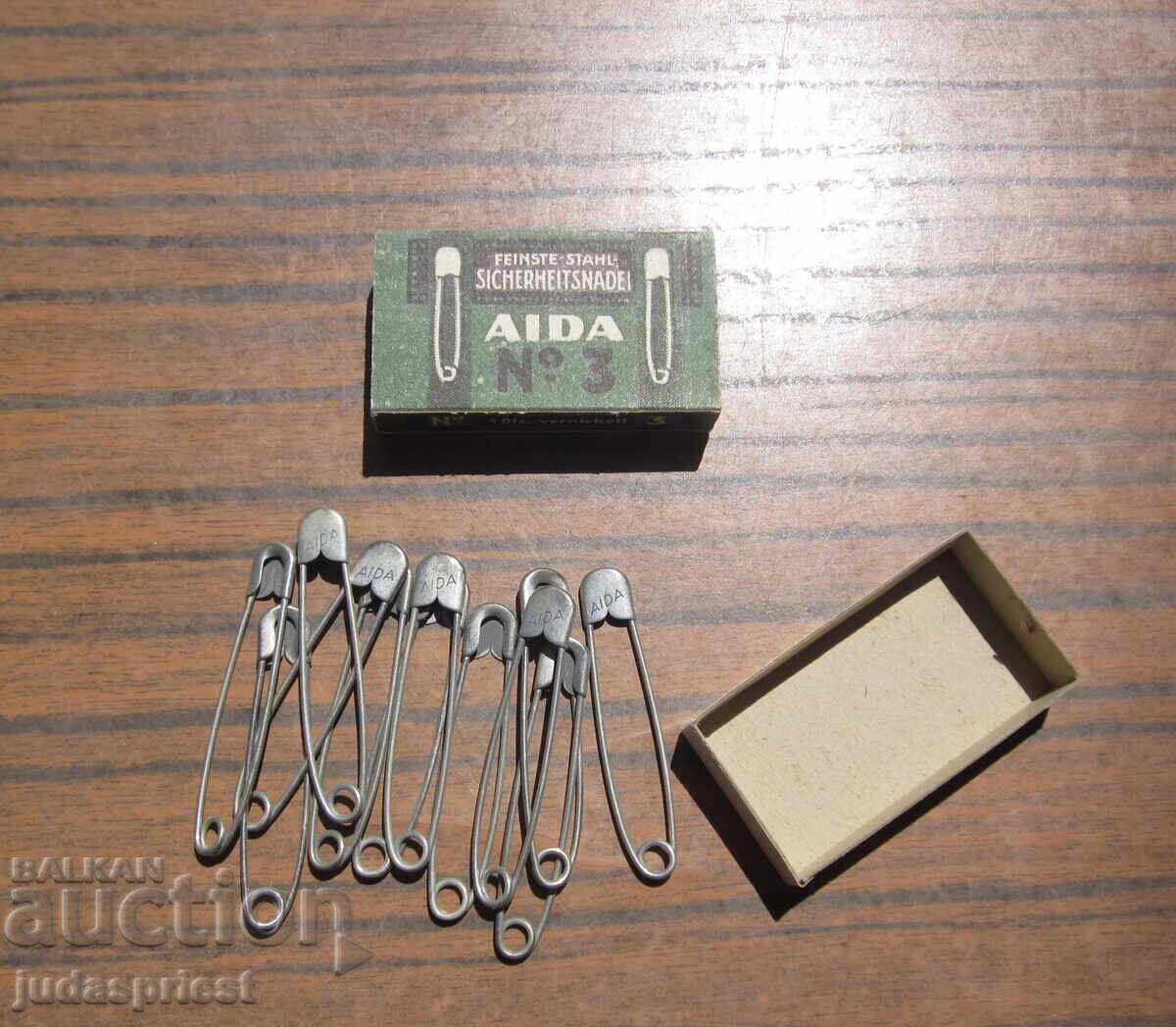 ВСВ Германски войнишки военно полеви безопасни игли AIDA