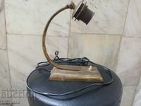 Старинна настолна лампа