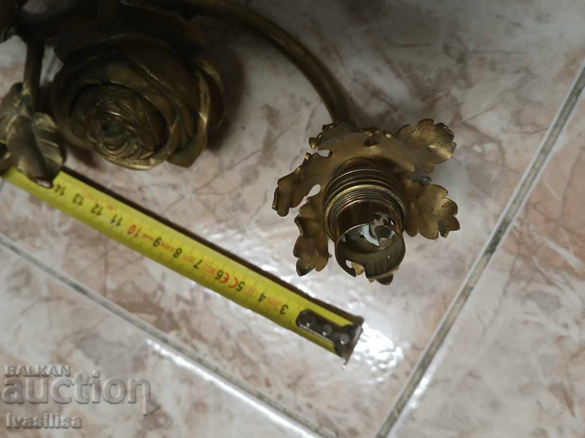 Παράδοση Παλιά λάμπα απλίκα