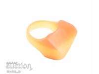 Ενα δαχτυλίδι