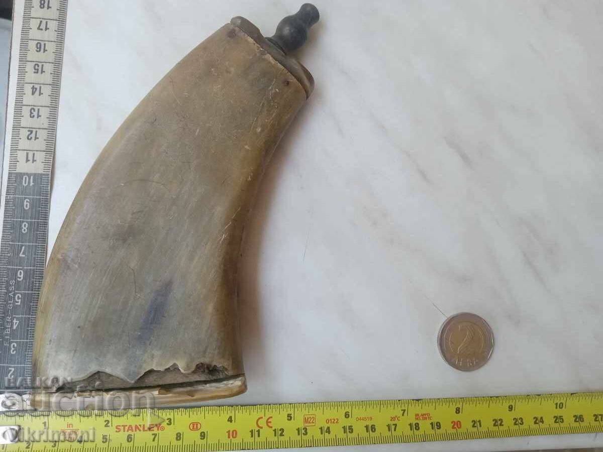 Δημοπρασία Παλιά χαϊδούτικη φυσιγγιοθήκη, σιλάχ, τουφέκι, πιστόλι, φυσιγγιοθήκη