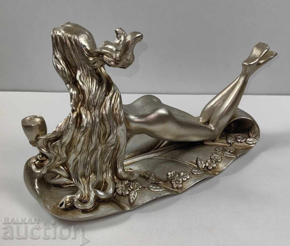 Παράδοση ΜΕΓΑΛΗ ΣΥΝΘΕΣΗ ΑΓΑΛΜΑ ΓΥΜΝΗ ΓΥΝΑΙΚΑ ΜΕ ΠΟΤΗΡΙ ΣΩΜΑ