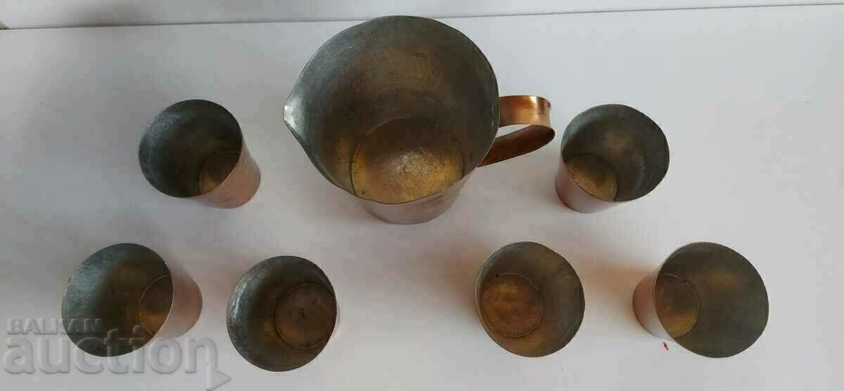 Auction  . SOC HONEY WINE SET BRANDY POT GLASS GLASS COPPER HONEY