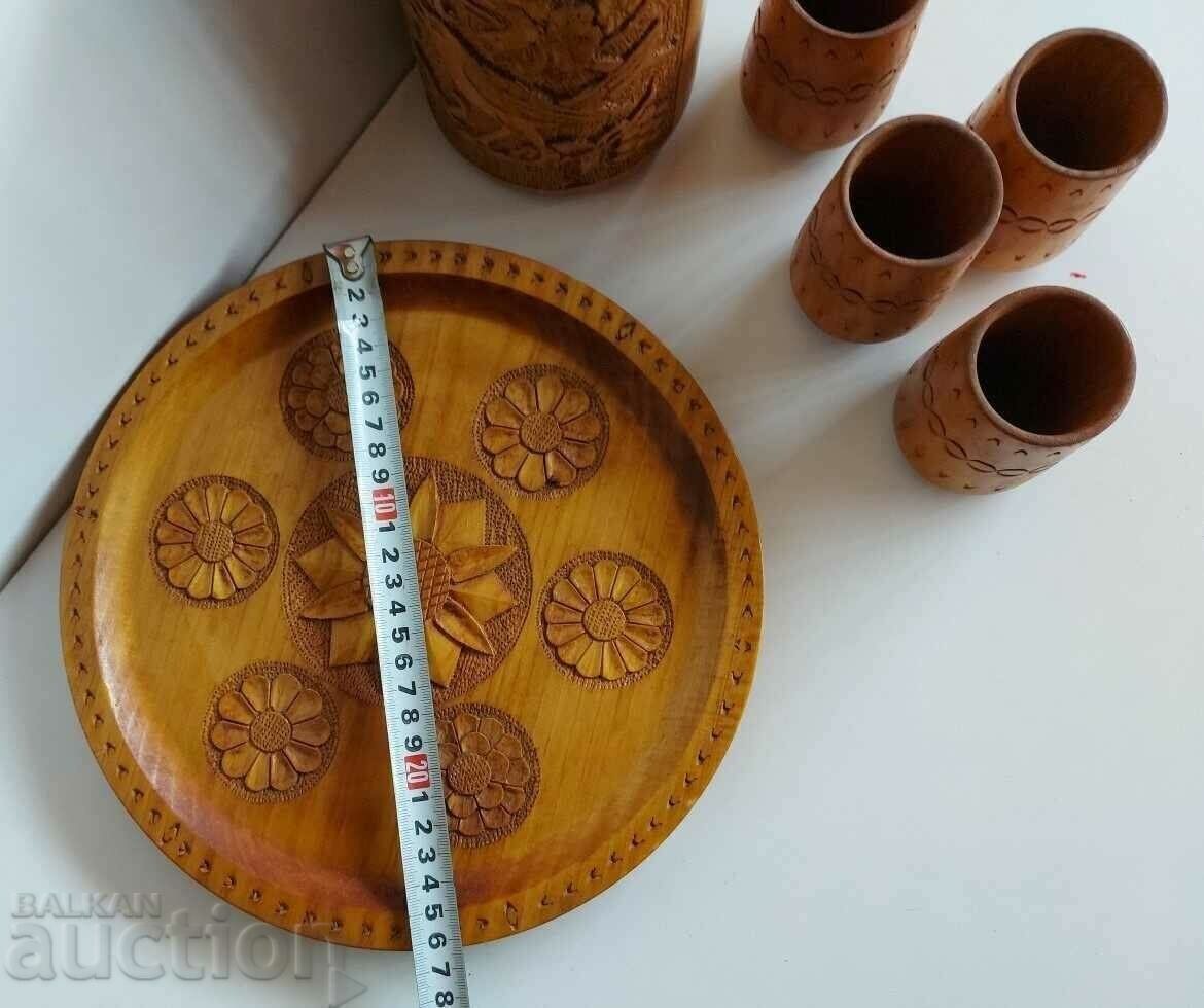 . WOODEN WINE SERVICE HUNTING MOTIFS JUG TRAY WOOD CARVING - 6