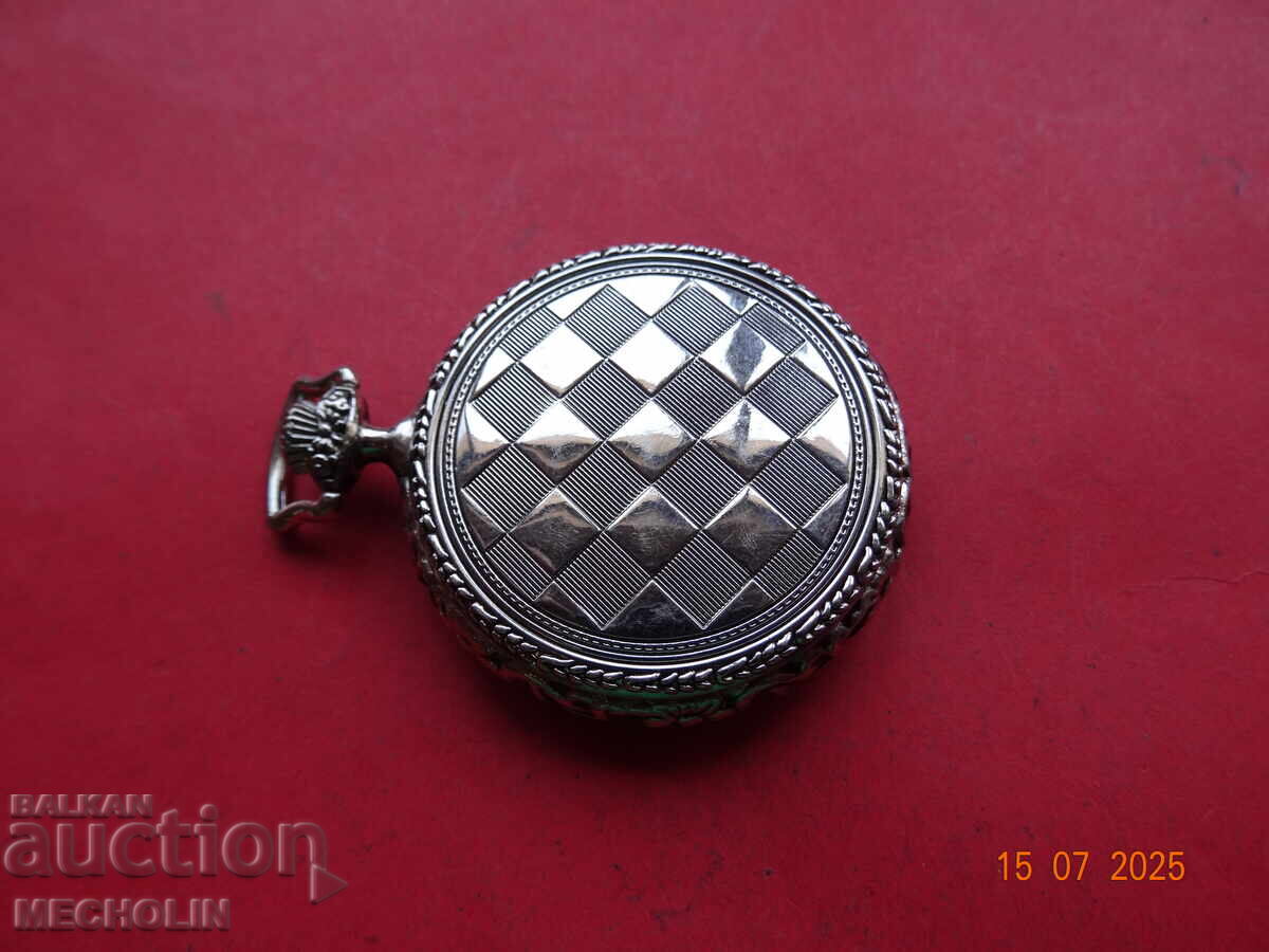 Collectible pocket watch 4 - 6 Collectible pocket watch 4 - 6