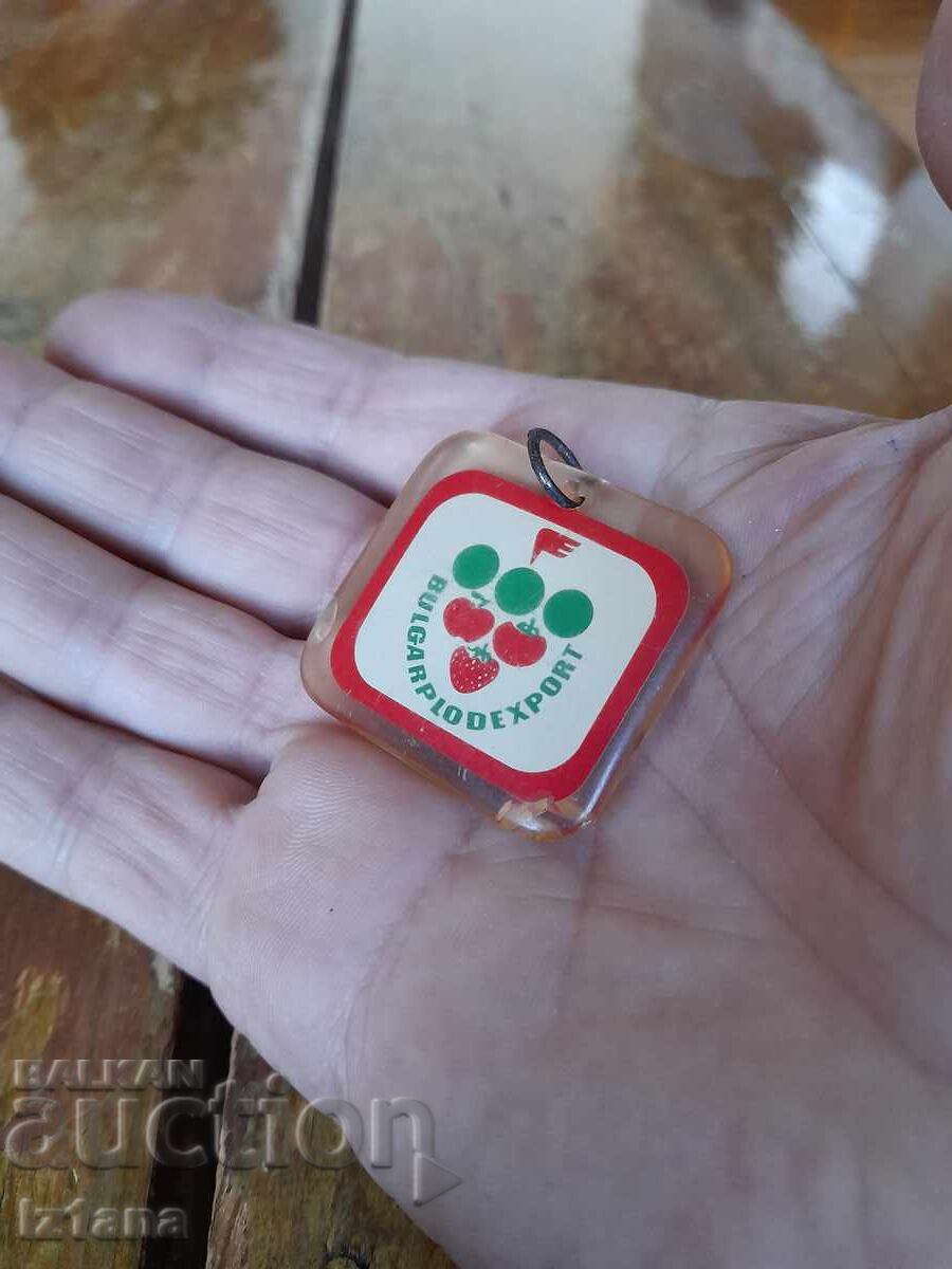 Auction  Vintage Bulgarplodexport Keyring
