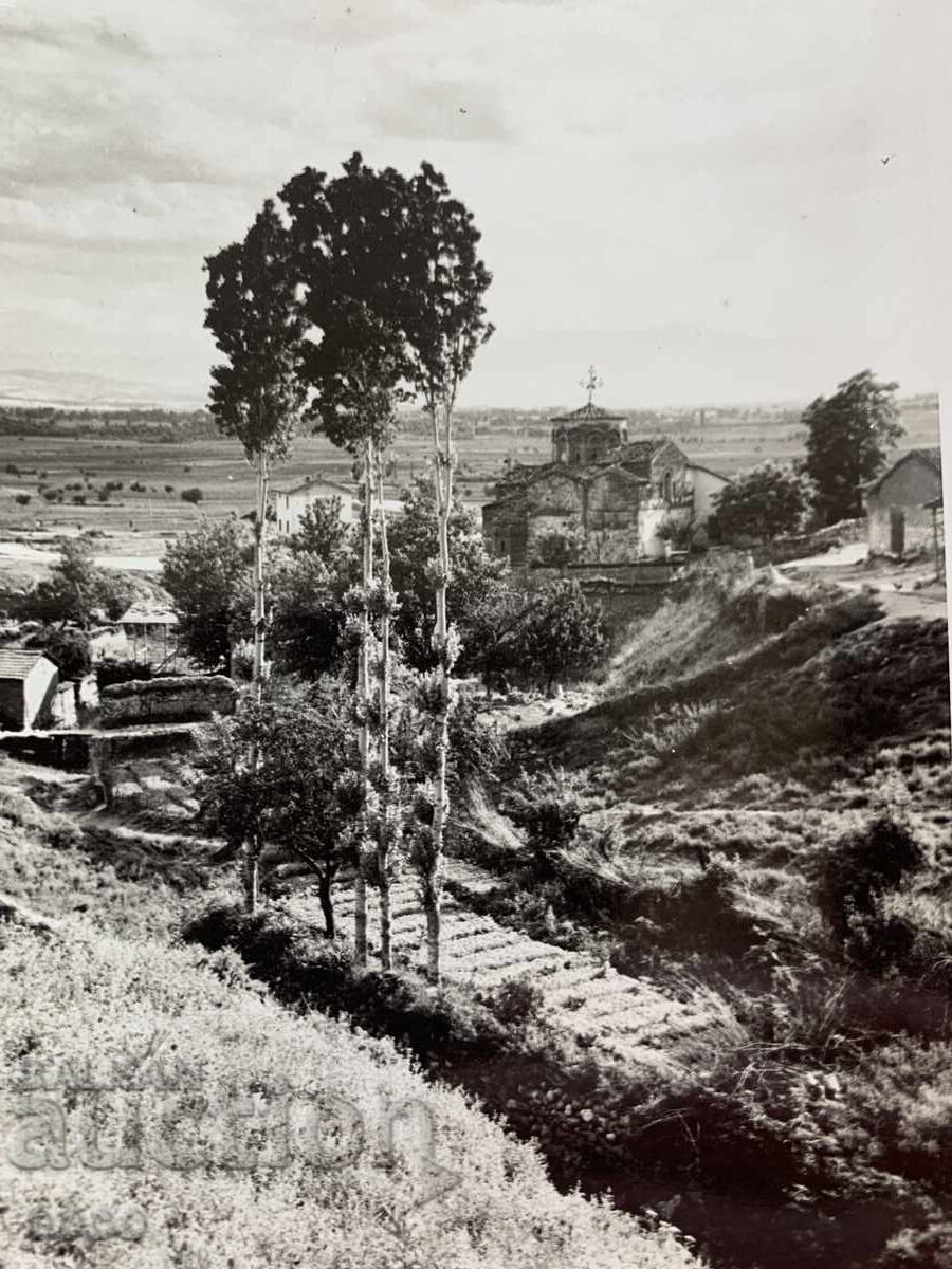 Η εκκλησία "Άγιος Δημήτριος" Πρίλεπ 40s φωτογραφία Δημήτρης Κατσέφ/?/ με τιμή 20.00 BGN | € 10.23