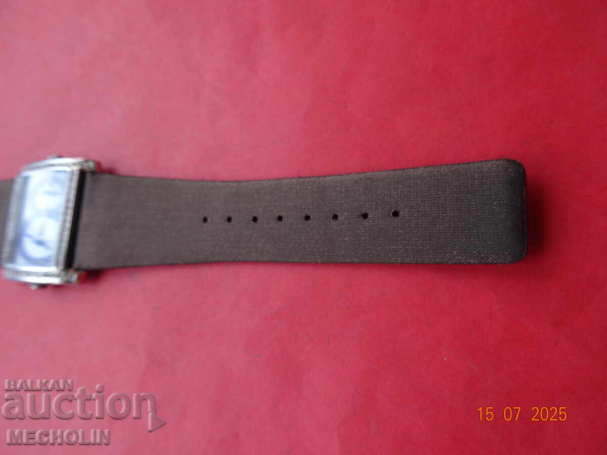 Japanese watch with two time zones 1 with price 15.00 BGN | € 7.67