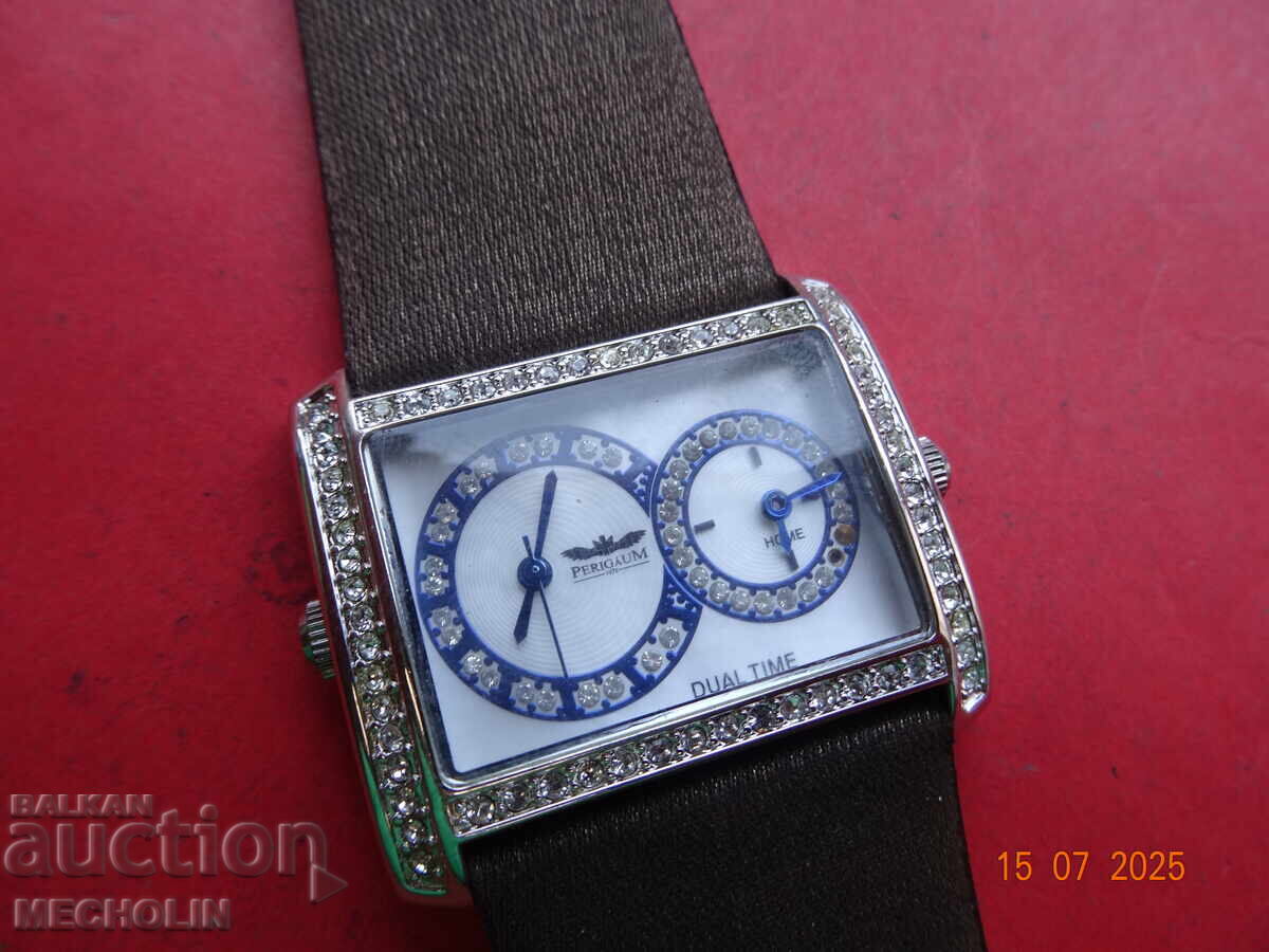 Delivery of Japanese watch with two time zones 1