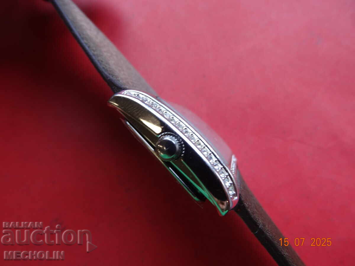 Japanese watch with two time zones 1 - 5