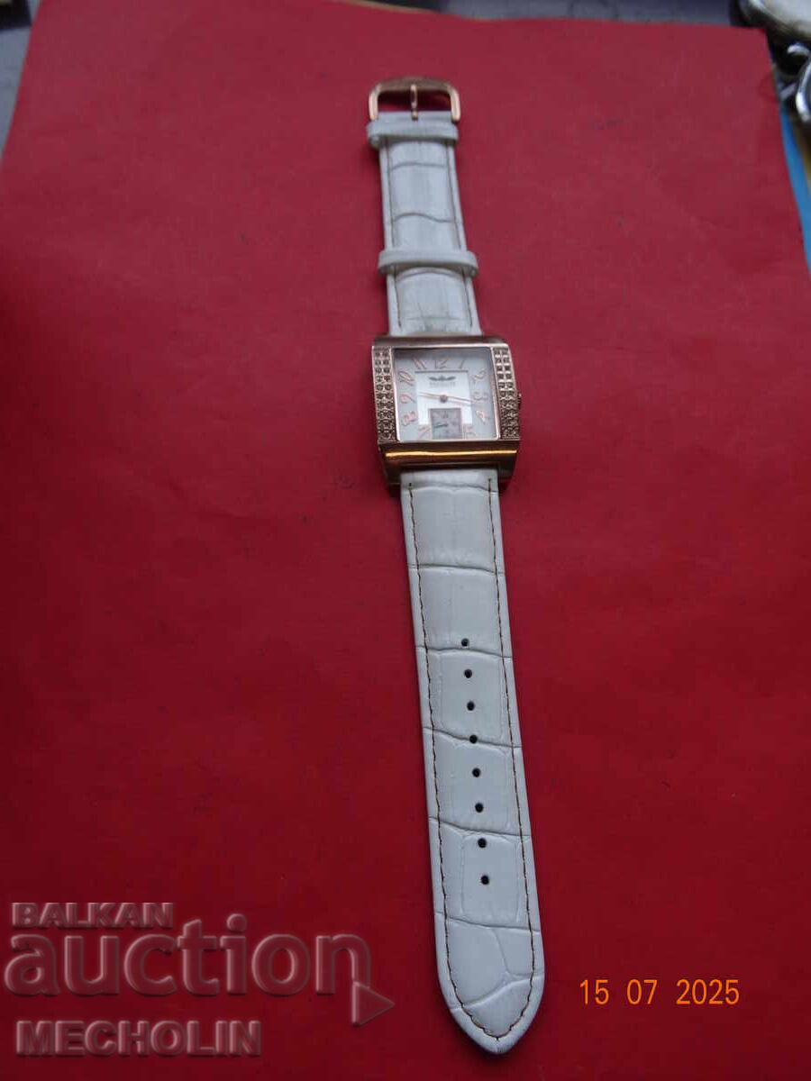 COLLECTOR'S WATCH - 5 COLLECTOR'S WATCH - 5