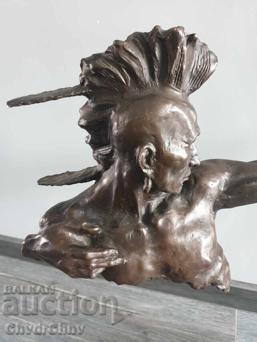 Auction  Bronze sculpture/figure of an Indian/McKenzie statue