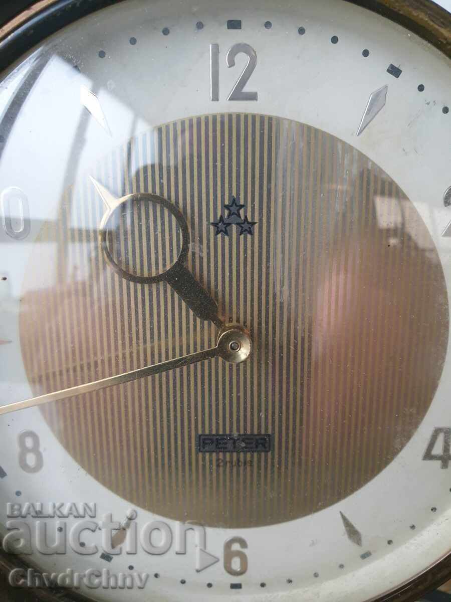 Ceas de colecție german rar, cu alarmă PETER/anii 1950 cu preț 150.00 BGN | € 76.69