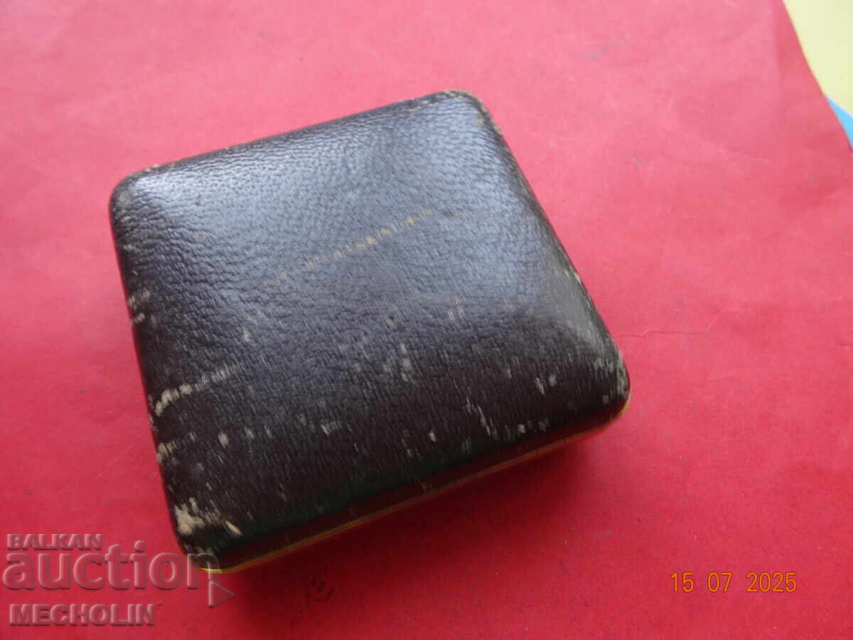 ЧАСОВНИК колекционерски DE LUXE - 6 ЧАСОВНИК колекционерски DE LUXE - 6