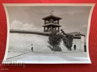 Η εκκλησία "Άγιος Σωτήρας" Σκόπια, φωτογραφία του Δημήτρη Κατσεφ από τη δεκαετία του '40 /?;