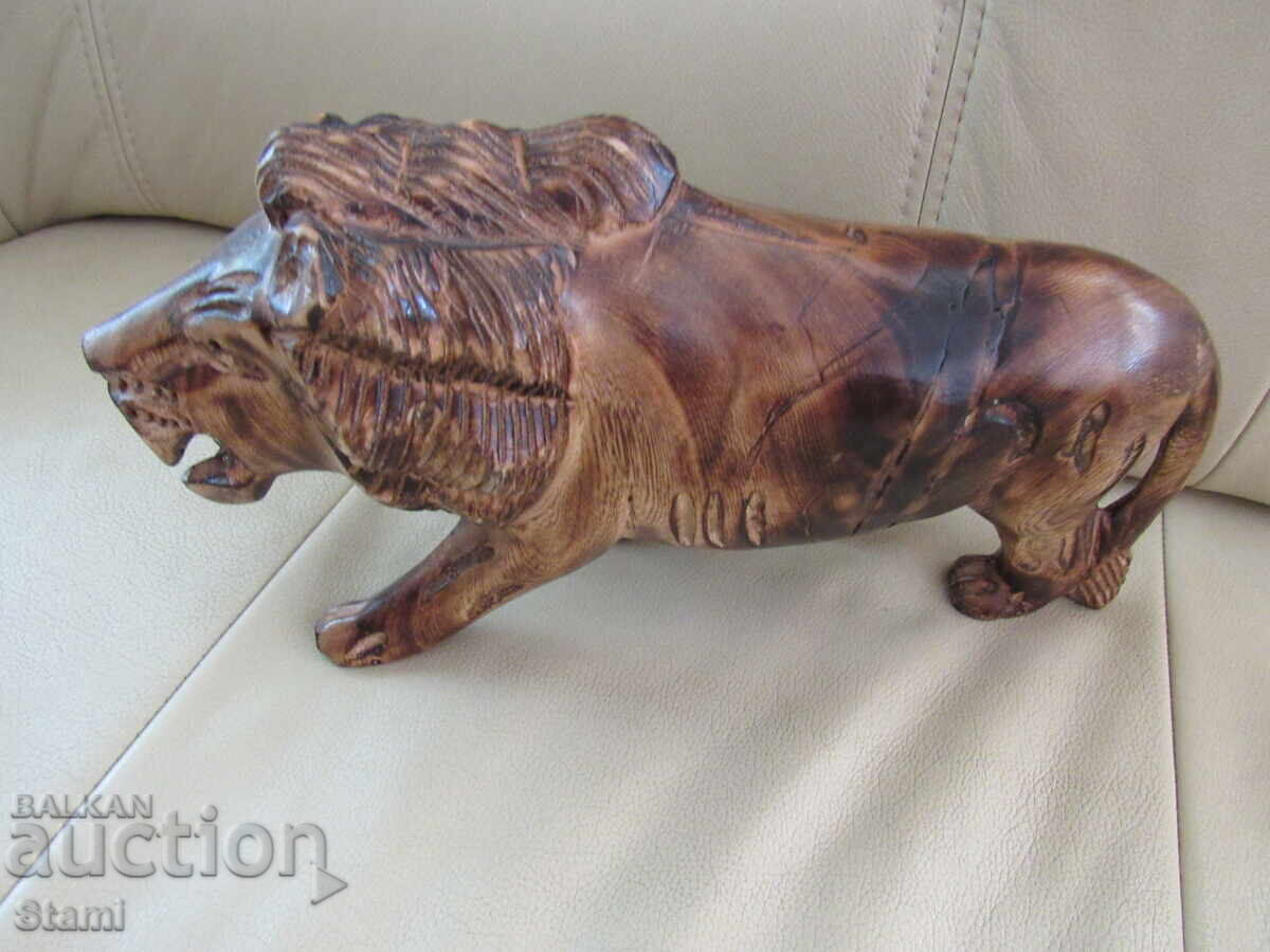 Δημοπρασία Λέων - ξύλινο ειδώλιο από μαόνι, Αιθιοπία Δημοπρασία Λέων - ξύλινο ειδώλιο από μαόνι, Αιθιοπία