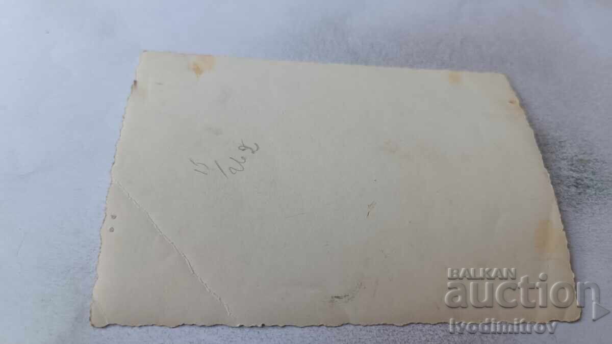 Φωτογραφία Σόφια Γυναίκα αγόρι και κορίτσι με τιμή 1.55 BGN | € 0.79 Φωτογραφία Σόφια Γυναίκα αγόρι και κορίτσι με τιμή 1.55 BGN | € 0.79