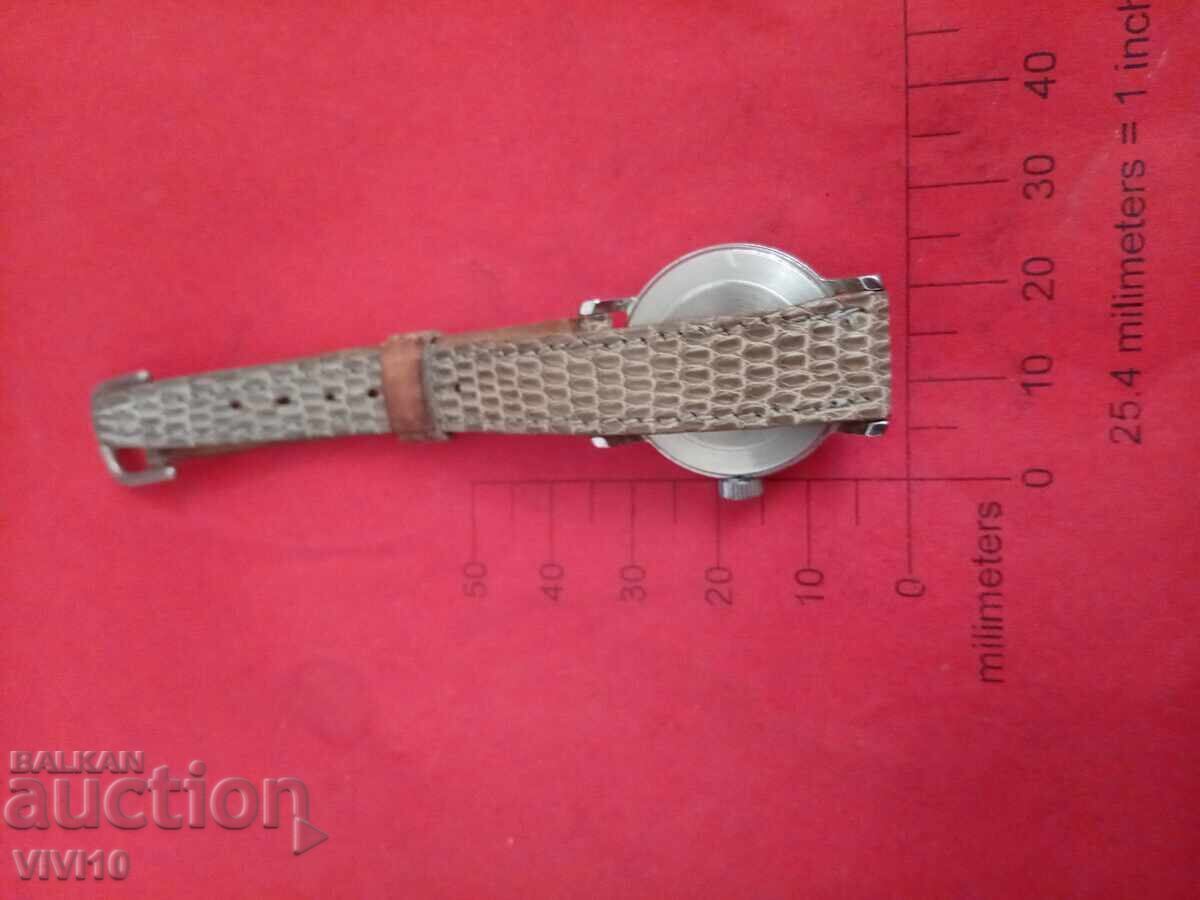 Дамски часовник Kelton с цена € 10.23 | 20.01 лв. Дамски часовник Kelton с цена € 10.23 | 20.01 лв.