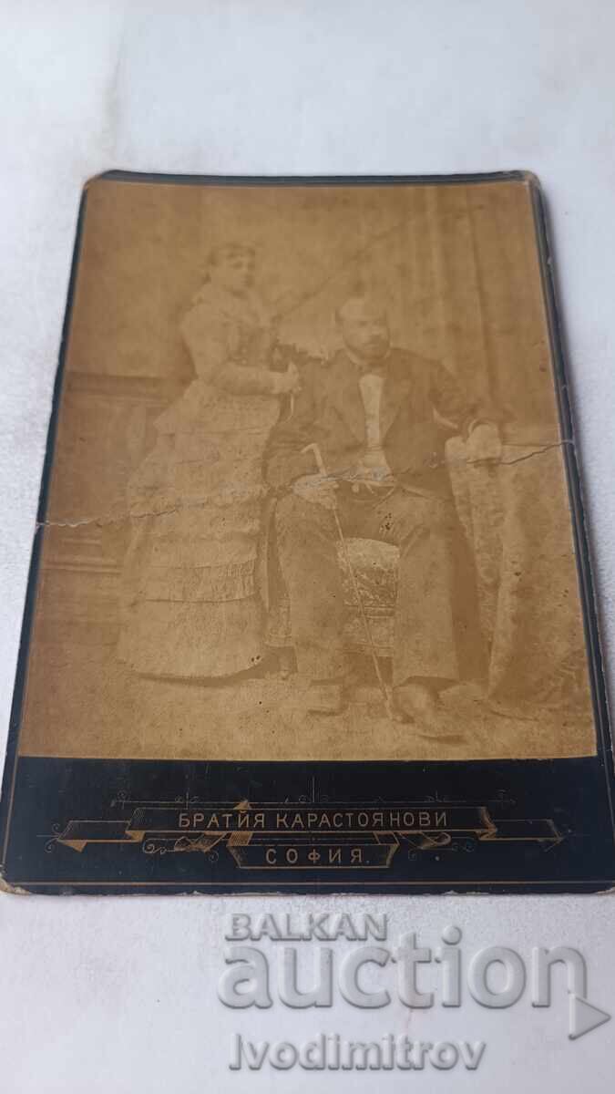 Φωτογραφία Άνδρας και γυναίκα από χαρτόνι